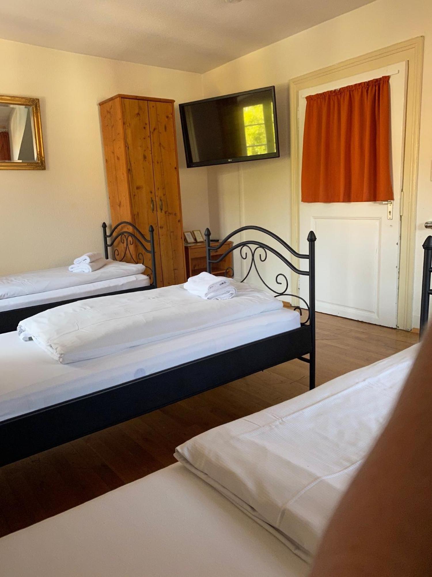Hotel Gasthaus Schuetzen Fribourg im Breisgau Chambre photo