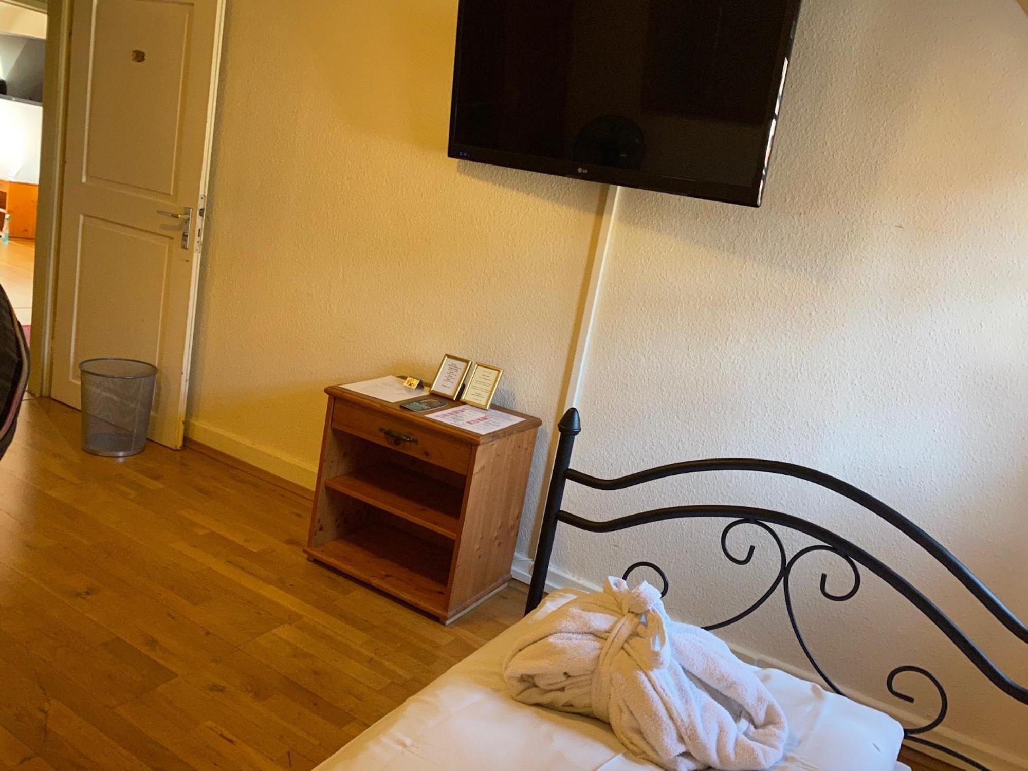 Hotel Gasthaus Schuetzen Fribourg im Breisgau Chambre photo